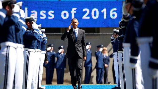 Президент США Барак Обама на выпускном военно-воздушной академии в Колорадо - Sputnik Беларусь