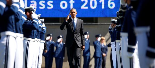 Президент США Барак Обама на выпускном военно-воздушной академии в Колорадо - Sputnik Беларусь