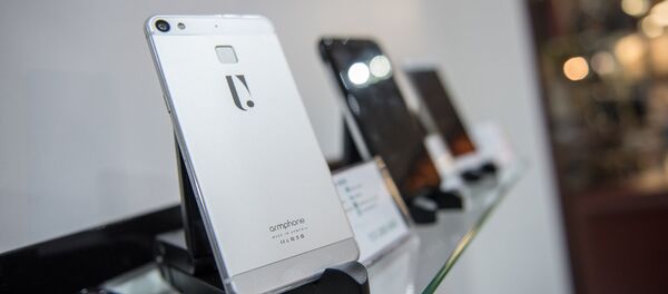 Смартфоны ArmPhone Смартфоны ArmPhone - Sputnik Беларусь