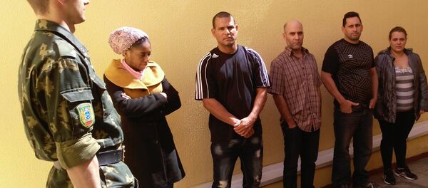 Задержанные в Бресте нелегалы - Sputnik Беларусь