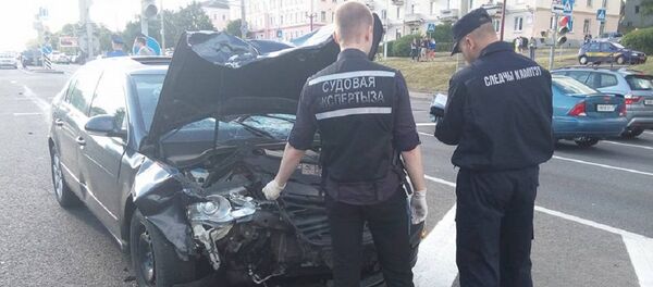 Следствие работает на месте ДТП на Партизанском проспекте - Sputnik Беларусь