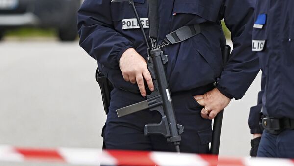 Полицейские на месте теракта под Парижем - Sputnik Беларусь