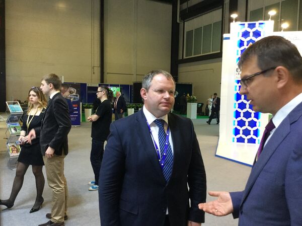 Министр финансов Максим Ермолович на ПМЭФ - Sputnik Беларусь