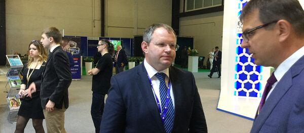 Министр финансов Максим Ермолович на ПМЭФ - Sputnik Беларусь