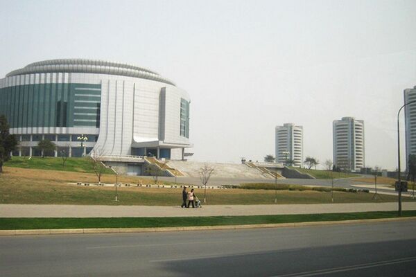 Административное здание в Северной Корее напоминает Минск-Арену - Sputnik Беларусь