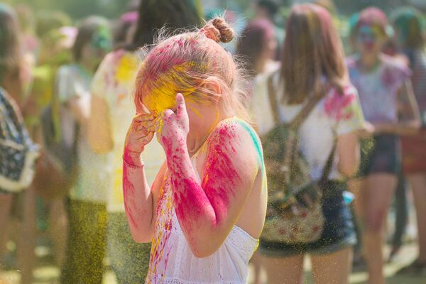 На фестивале красок всегда весело - Sputnik Беларусь