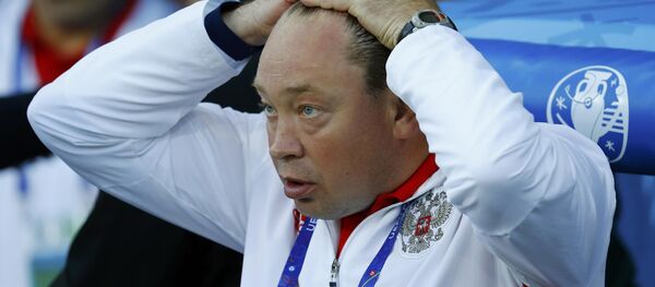 Главный тренер сборной России по футболу Леонид Слуцкий Главный тренер сборной России по футболу Леонид Слуцкий - Sputnik Беларусь
