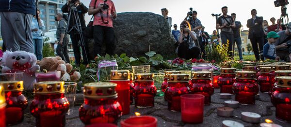 Акция в память о детях, погибших при шторме на Сямозере, в Петрозаводске - Sputnik Беларусь