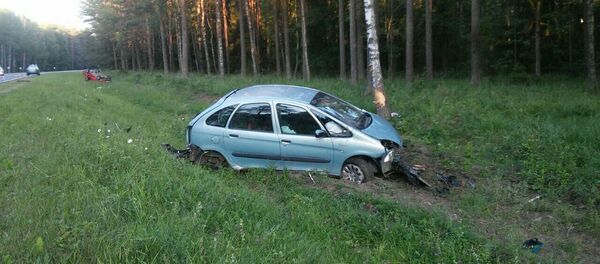 Авария в Слонимском районе - Sputnik Беларусь