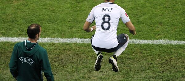 Игрок сборной Франции по футболу Димитри Пайе - Sputnik Беларусь