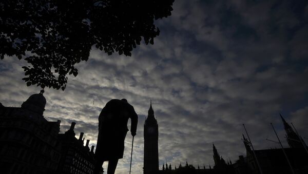 Статуя Уинстона Черчилля в Вестминстере, Лондон, Великобритания - Sputnik Беларусь