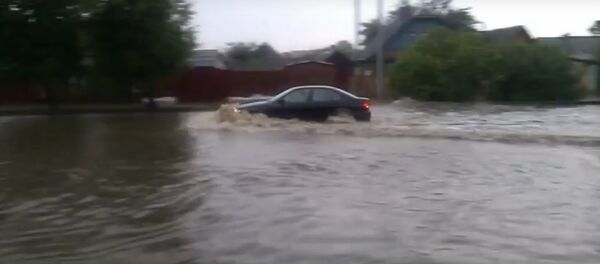 Наводнение в Бобруйске полностью парализовало движение - Sputnik Беларусь