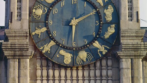 Часы на башне Казанского вокзала в Москве - Sputnik Беларусь