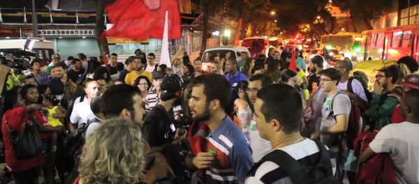 Акция протеста на улицах Рио-де-Жанейро против Олимпиады - 2016 в Бразилии - Sputnik Беларусь