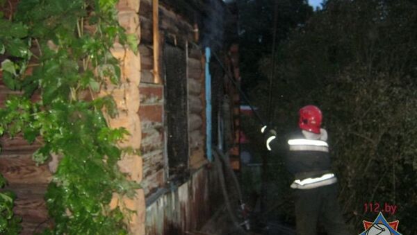 На пожаре в Мстиславльском районе погибло 2 человека - Sputnik Беларусь