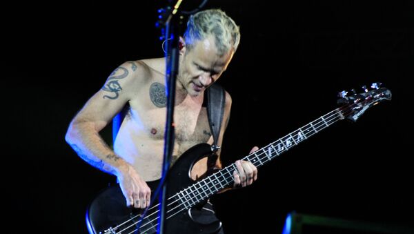 Басист Red Hot Chili Peppers Фли - Sputnik Беларусь