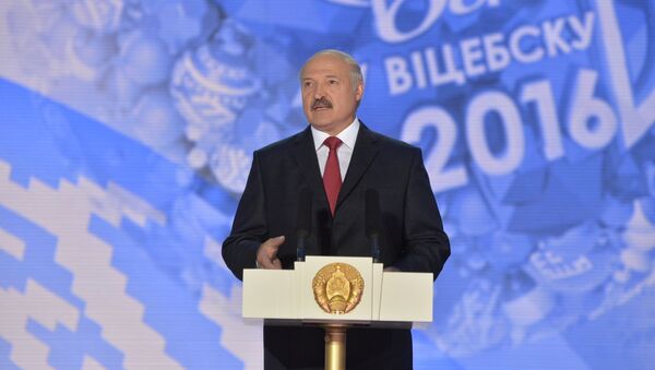 Президент Беларуси Александр Лукашенко на церемонии открытия Славянского базара - Sputnik Беларусь