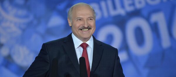 Александр Лукашенко выступает на открытии фестиваля Александр Лукашенко выступает на открытии фестиваля - Sputnik Беларусь