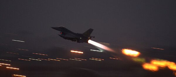 Самолет турецких ВВС, архивное фото - Sputnik Беларусь