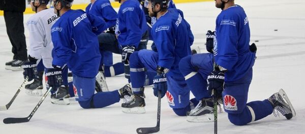 Хоккеисты Динамо-Минск на тренировке - Sputnik Беларусь