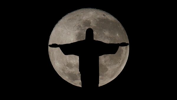 Статуя Иисуса Спасителя в Рио-де-Жанейро - Sputnik Беларусь