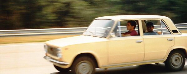 Айртон Сенна за рулем ВАЗ-2101 - Sputnik Беларусь