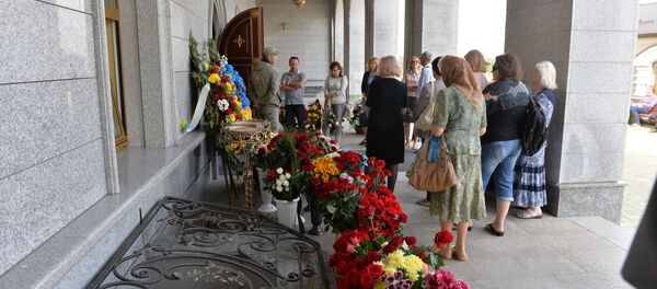 В Всехсвятском храме Минска проходит траурная панихида по Павлу Шеремету - Sputnik Беларусь