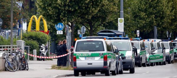 Место, где произошла трагедия в Мюнхене, оцеплено полицией - Sputnik Беларусь