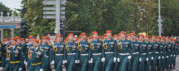 Парад в день спасателя - Sputnik Беларусь