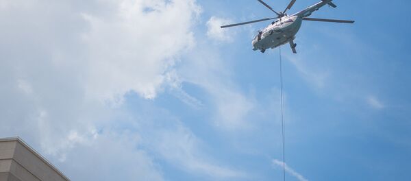 Вертолет МЧС в небе   - Sputnik Беларусь