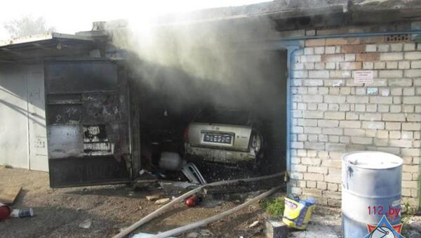 Пожар в гараже в Минске - Sputnik Беларусь