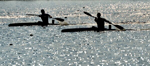 Байдарочнкии на гребном канале в Заславле - Sputnik Беларусь