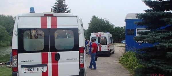 Машины скорой помощи на Цнянском водохранилище - Sputnik Беларусь