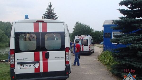 Машины скорой помощи на Цнянском водохранилище - Sputnik Беларусь