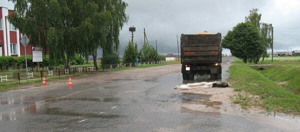 Место ДТП в деревне Именин - Sputnik Беларусь