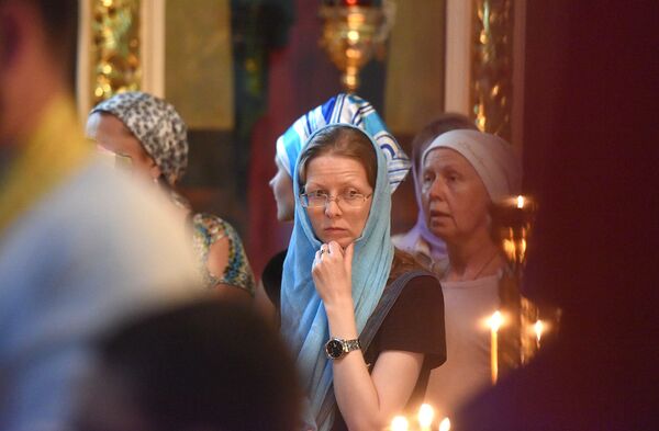 В Гомеле третий день находится предплечье целителя-чудотворца Пантелеймона  - Sputnik Беларусь