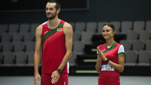 Ольга Мазуренок и Максим Нестеренко показали спортивную форму белорусских атлетов в Рио - Sputnik Беларусь