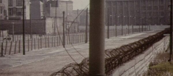 Спутник_Берлинская стена, на тридцать лет разделившая немецкий народ. Архив - Sputnik Беларусь