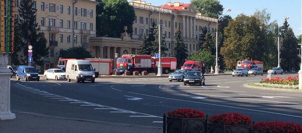 Пожарные машины возле станции метро Площадь победы - Sputnik Беларусь