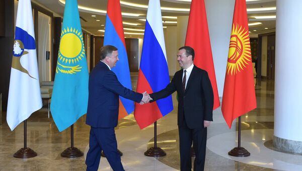 Рабочая поездка премьер-министра РФ Д. Медведева в ЮФО - Sputnik Беларусь