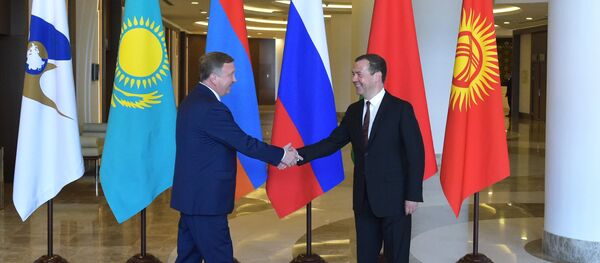 Рабочая поездка премьер-министра РФ Д. Медведева в ЮФО - Sputnik Беларусь