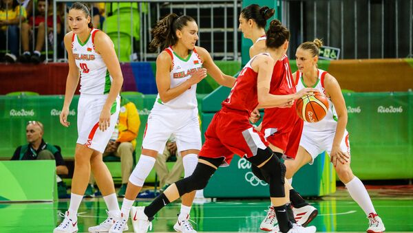 Женская сборная Беларуси по баскетболу в матче против команды Турции на Играх-2016 - Sputnik Беларусь