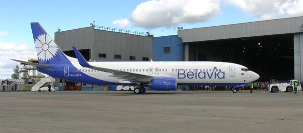 Белавія прэзентавала Боінг з васільком і развіталася з Ту-154 Белавія прэзентавала Боінг з васільком і развіталася з Ту-154 - Sputnik Беларусь