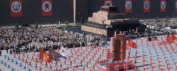 Первое мая на Красной площади Первое мая на Красной площади - Sputnik Беларусь