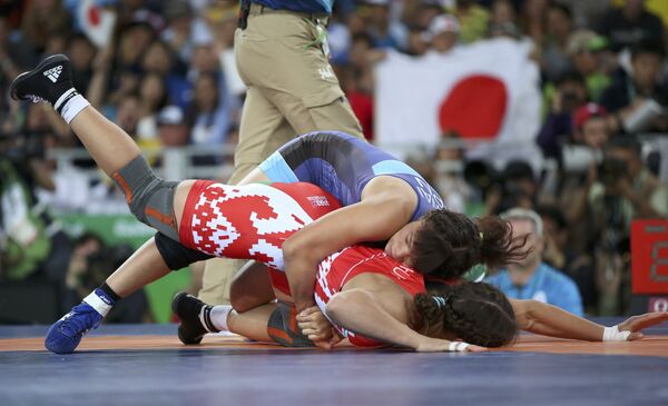 Мамошук повторила успех своего тренера Сергея Смаля, выигравшего серебро на Играх-1992 в Барселоне - Sputnik Беларусь