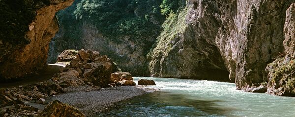 Теснина Чегемского ущелья в Кабардино-Балкарии. Архивное фото - Sputnik Беларусь