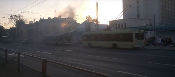 Горящий троллейбус в Гомеле - Sputnik Беларусь