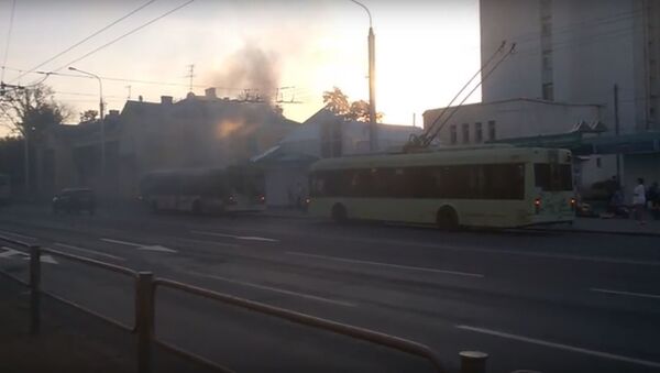 Горящий троллейбус в Гомеле - Sputnik Беларусь
