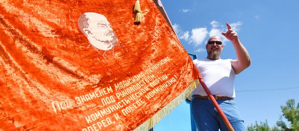 Николай Юрченко из Ветки собрал большую коллекцию советских артефактов Николай Юрченко из Ветки собрал большую коллекцию советских артефактов - Sputnik Беларусь