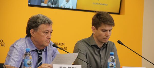 Директор Республиканского союза турорганизаций Валентин Цехмейстер и замдиректора туркомпании БелАгроТрэвел Дмитрий Морозов - Sputnik Беларусь